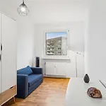 1 Bedroom Cozy In Daire