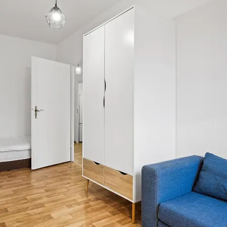 Апартаменты 1 Bedroom In *